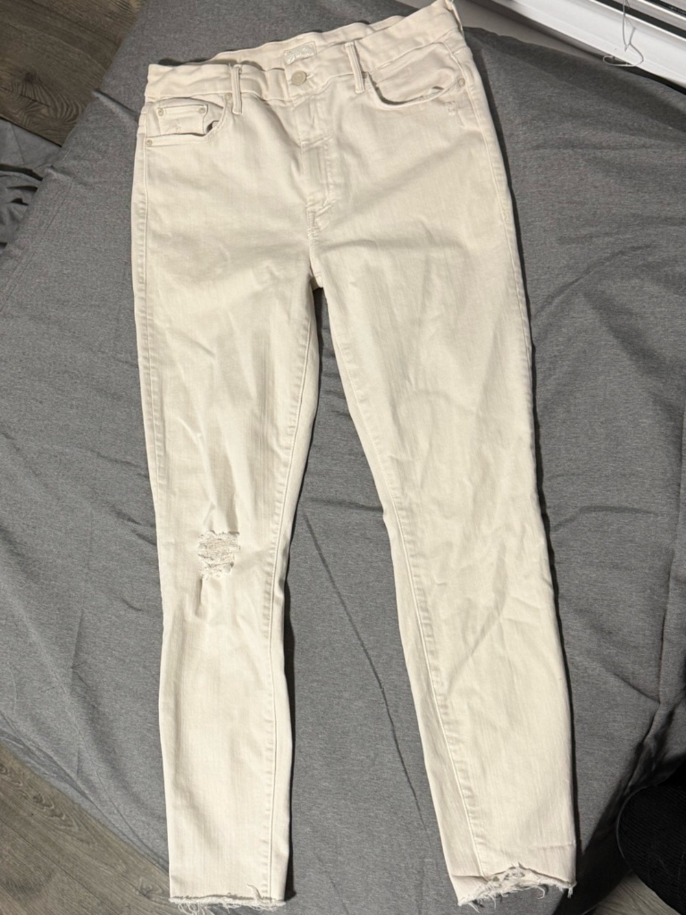 MOTHER Off-White Skinny High-Rise Jeans